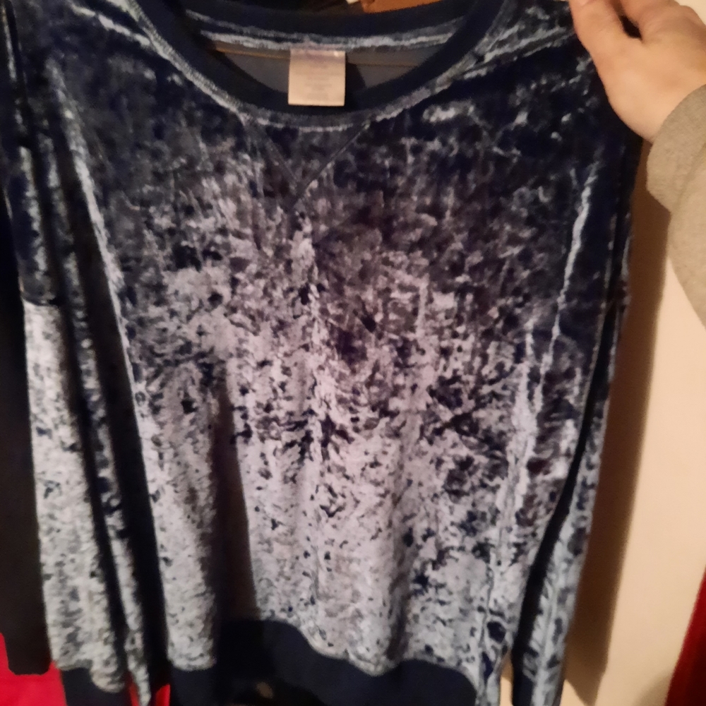 Velvet long sleeve sweater